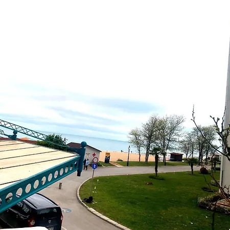 Beach'n'pool * Varna