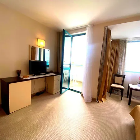 Beach'n'pool Apartment Varna