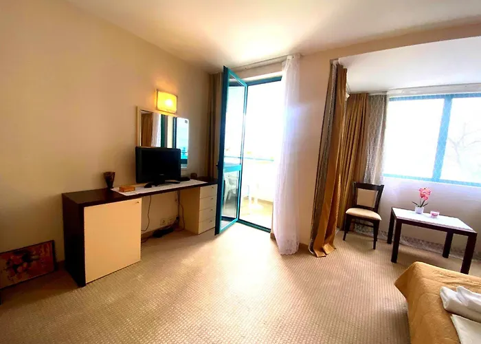 Beach'n'pool Apartment Varna